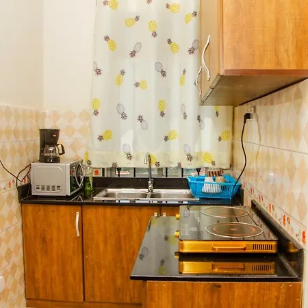 Rare Apt- 1Br In Bukoto With Netflix, Wifi, And Free Parking Kampala Exterior photo