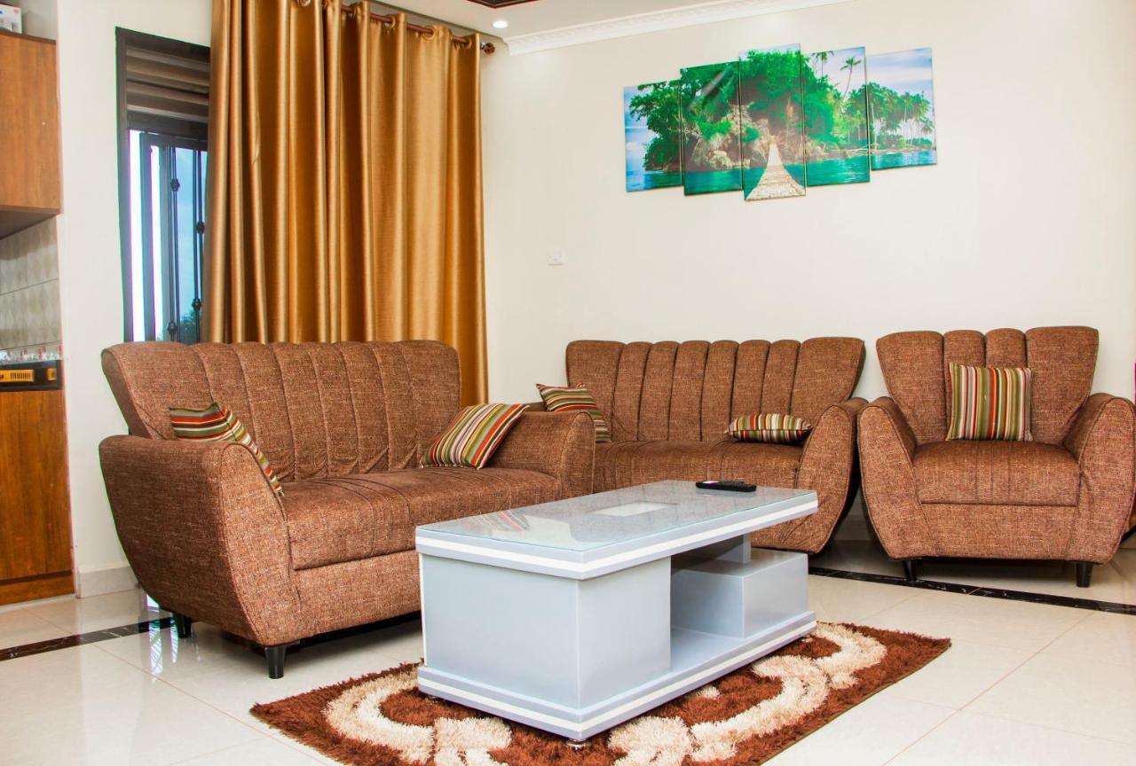 Rare Apt- 1br In Bukoto With Netflix, Wifi, And Free Parking *